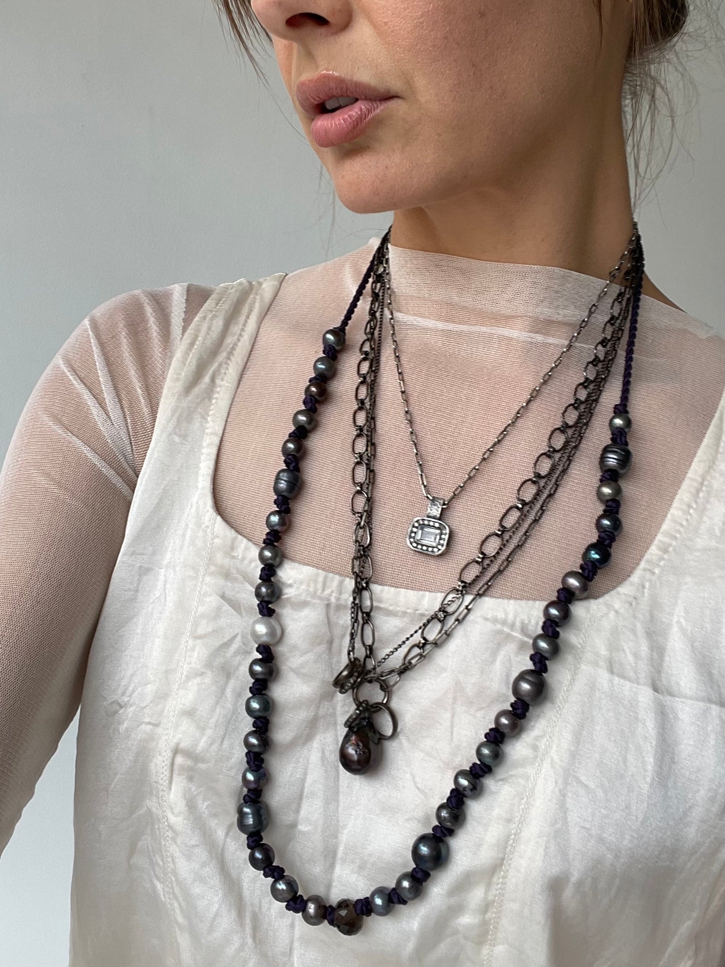 kundo purple necklace