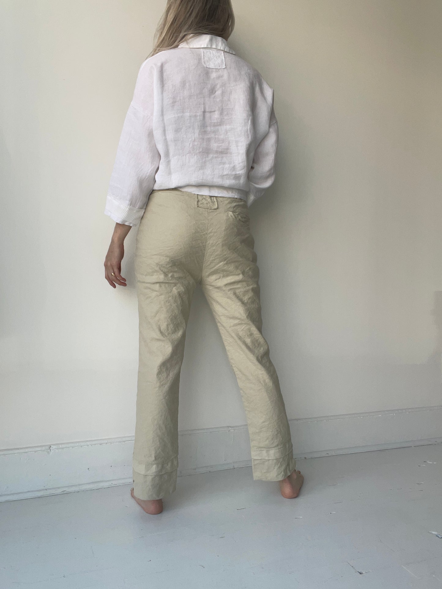 aequamente wrinkled pants