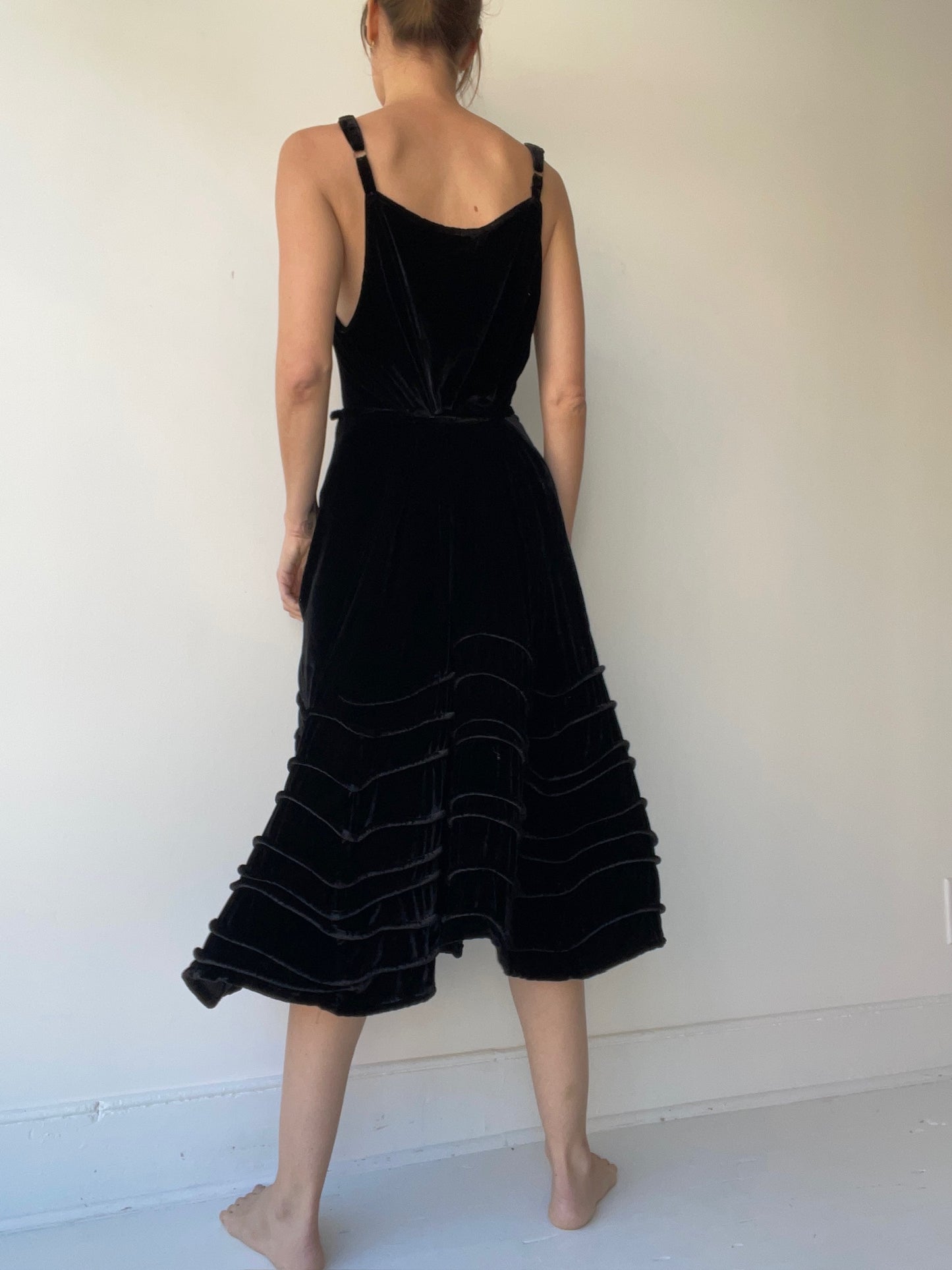 krista larson long spring slip black velvet