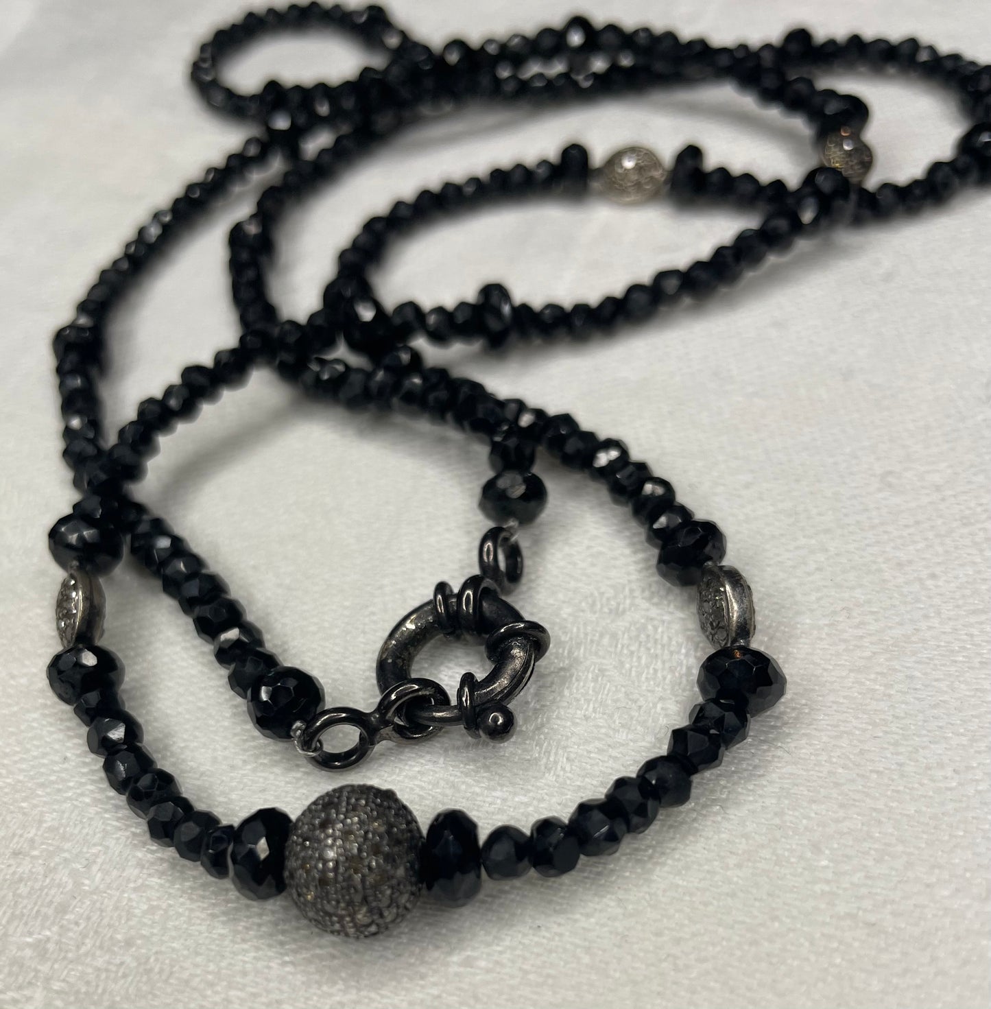 kundo zura necklace