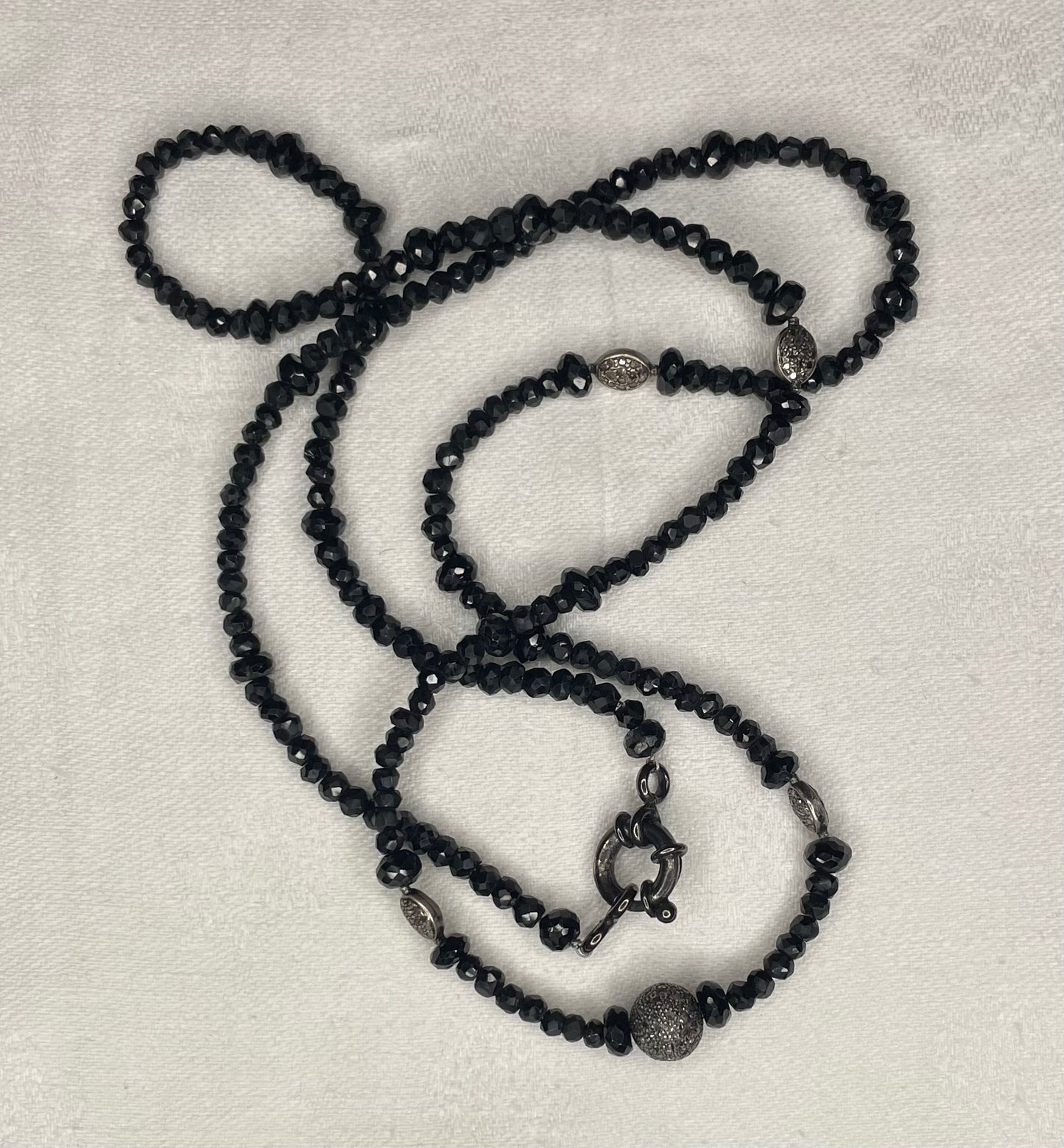 kundo zura necklace