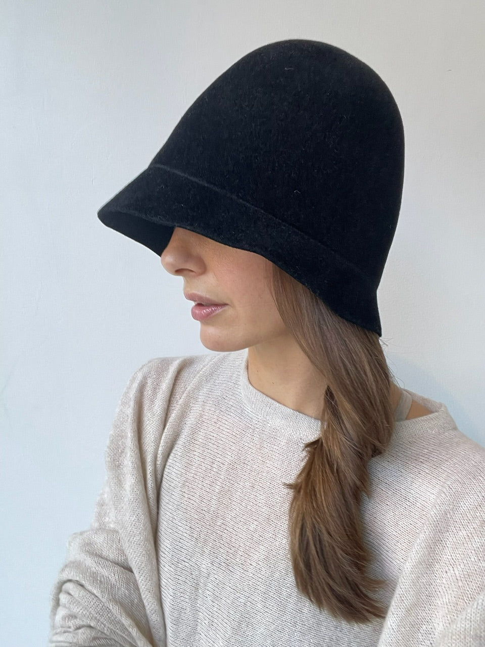 chisaki yan hat BLACK