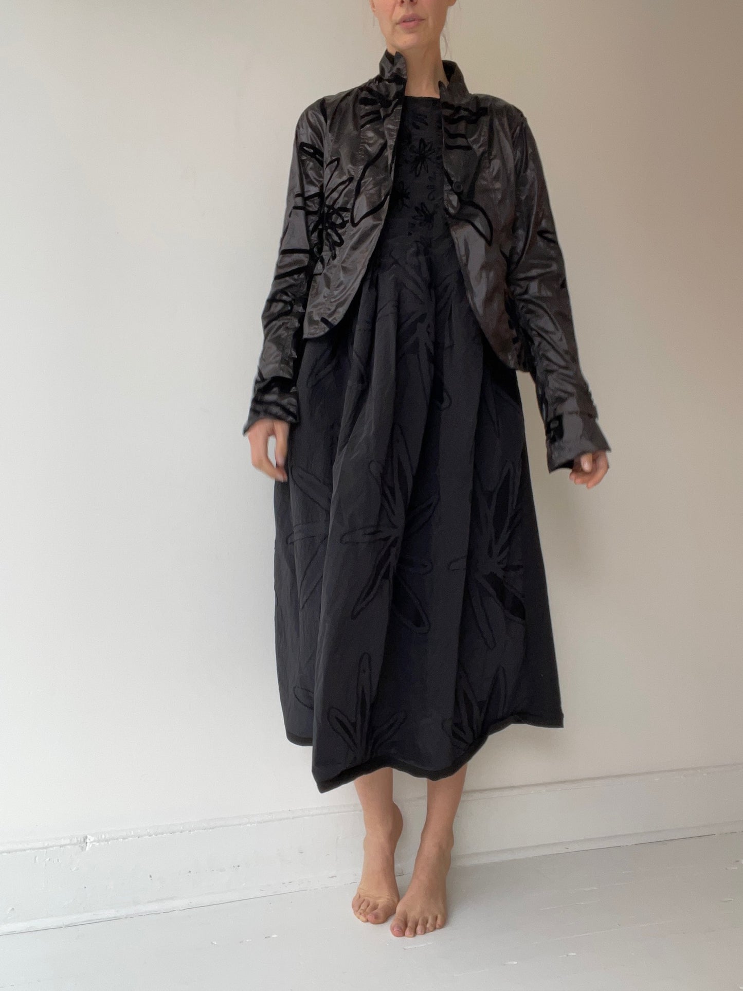 rundholz dip black dahlia jacket