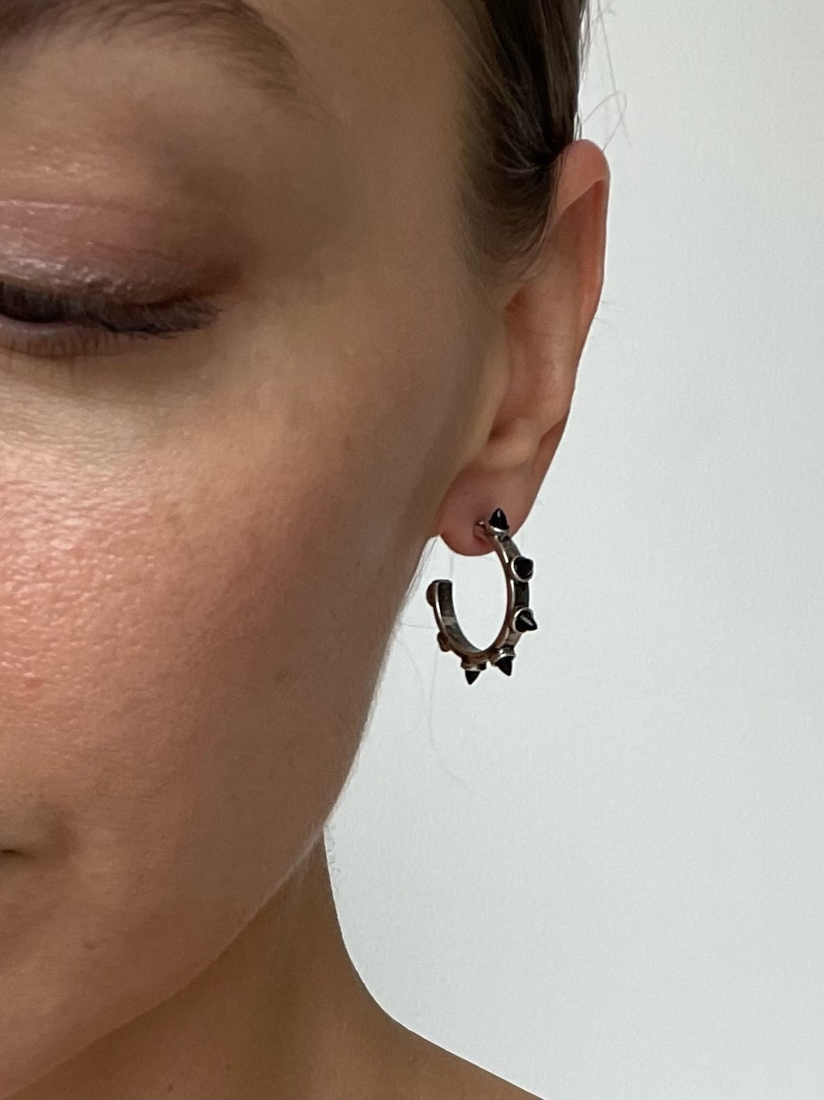 lionette yuvi earrings