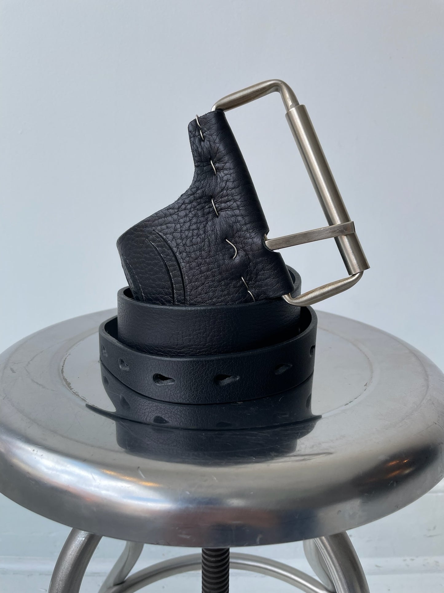 johnny farah silver single roll belt