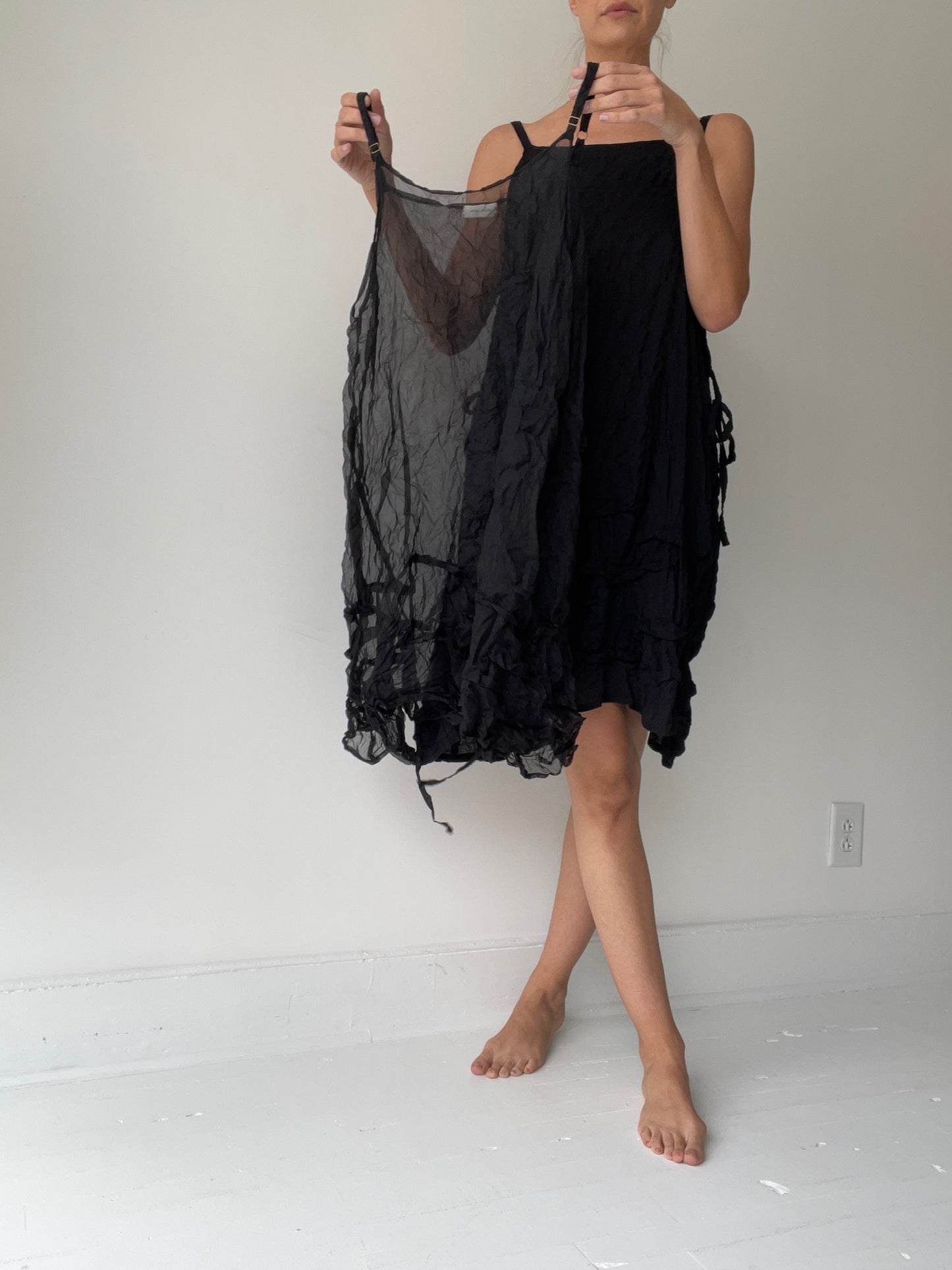 krista larson short wavey slip