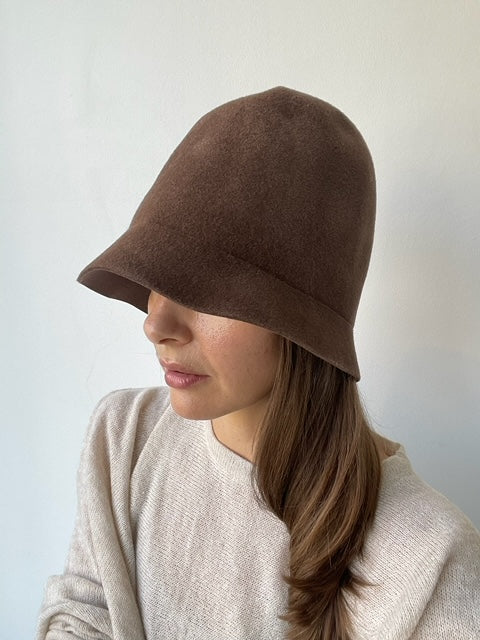 chisaki yan hat BROWN