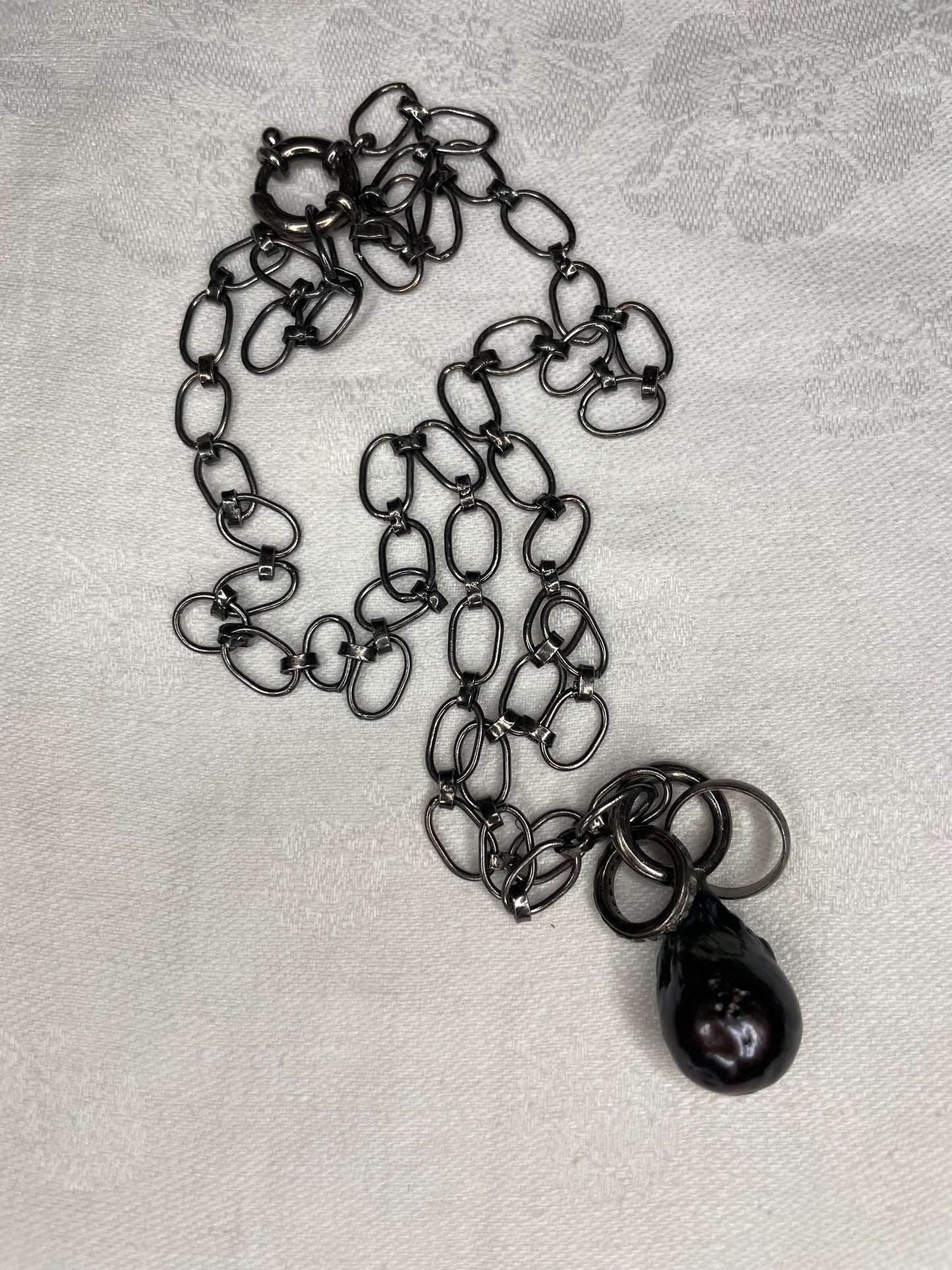 kundo najam necklace