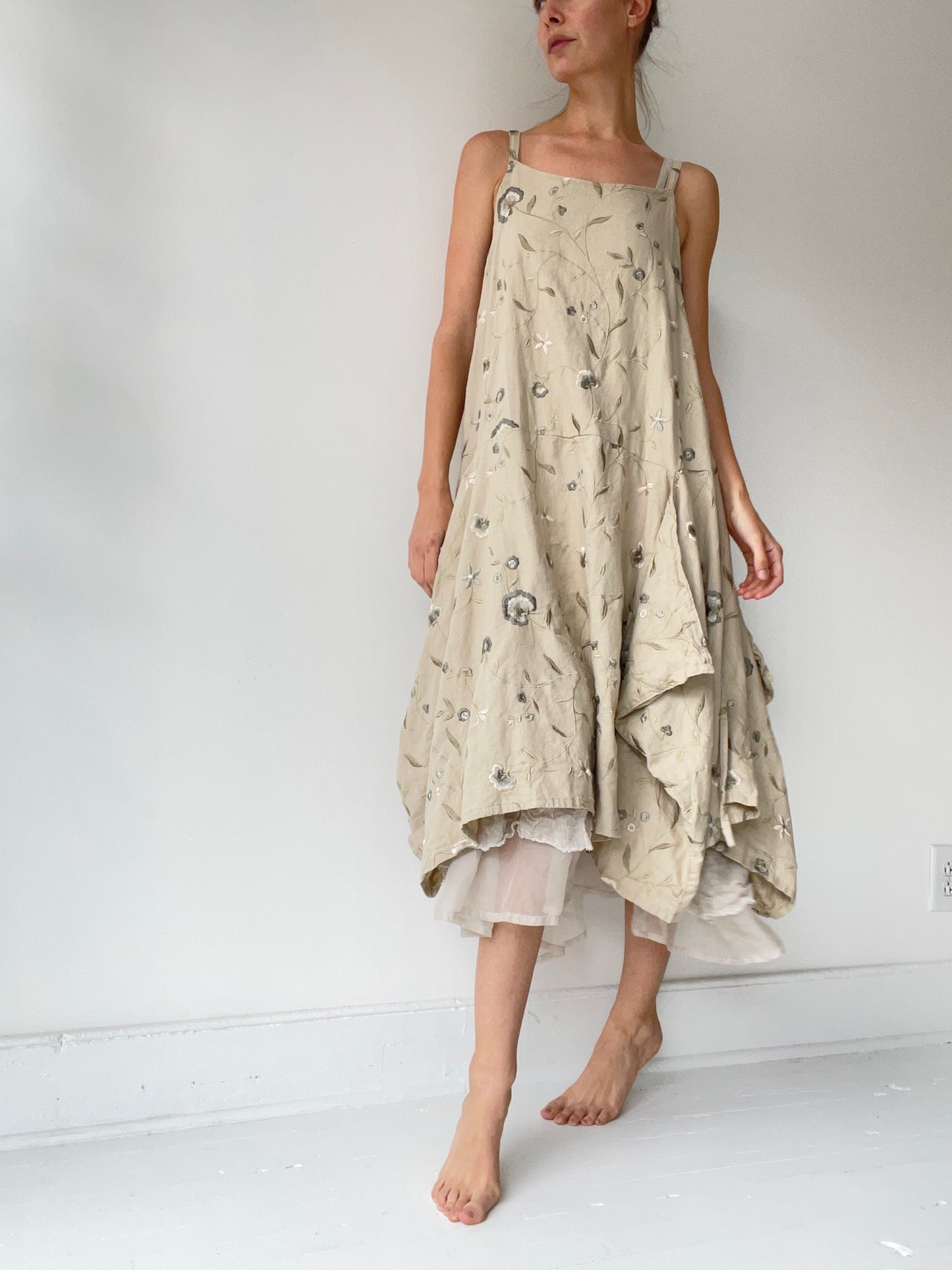 long pinwheel slip EMBROIDERED