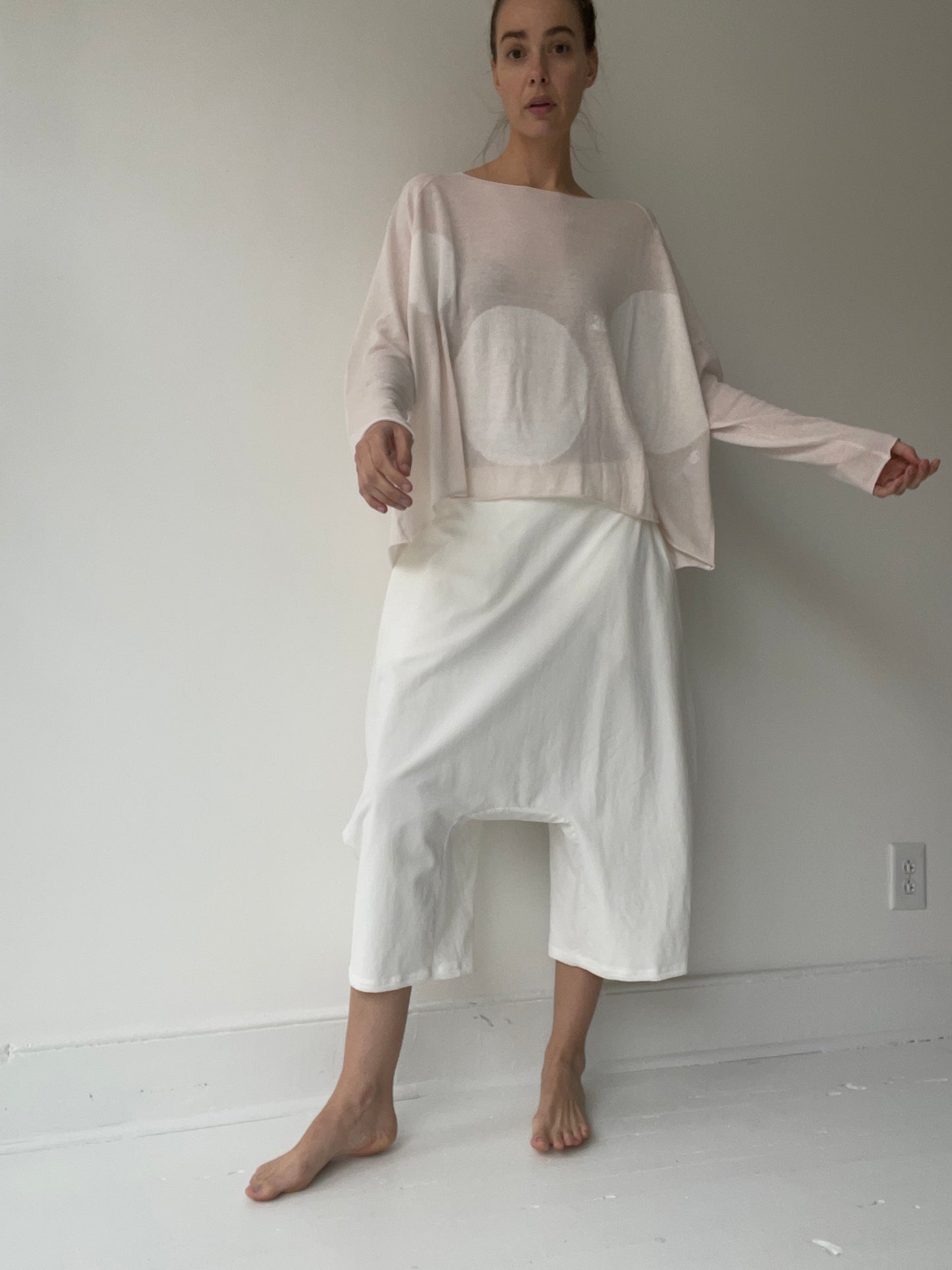rose pullover