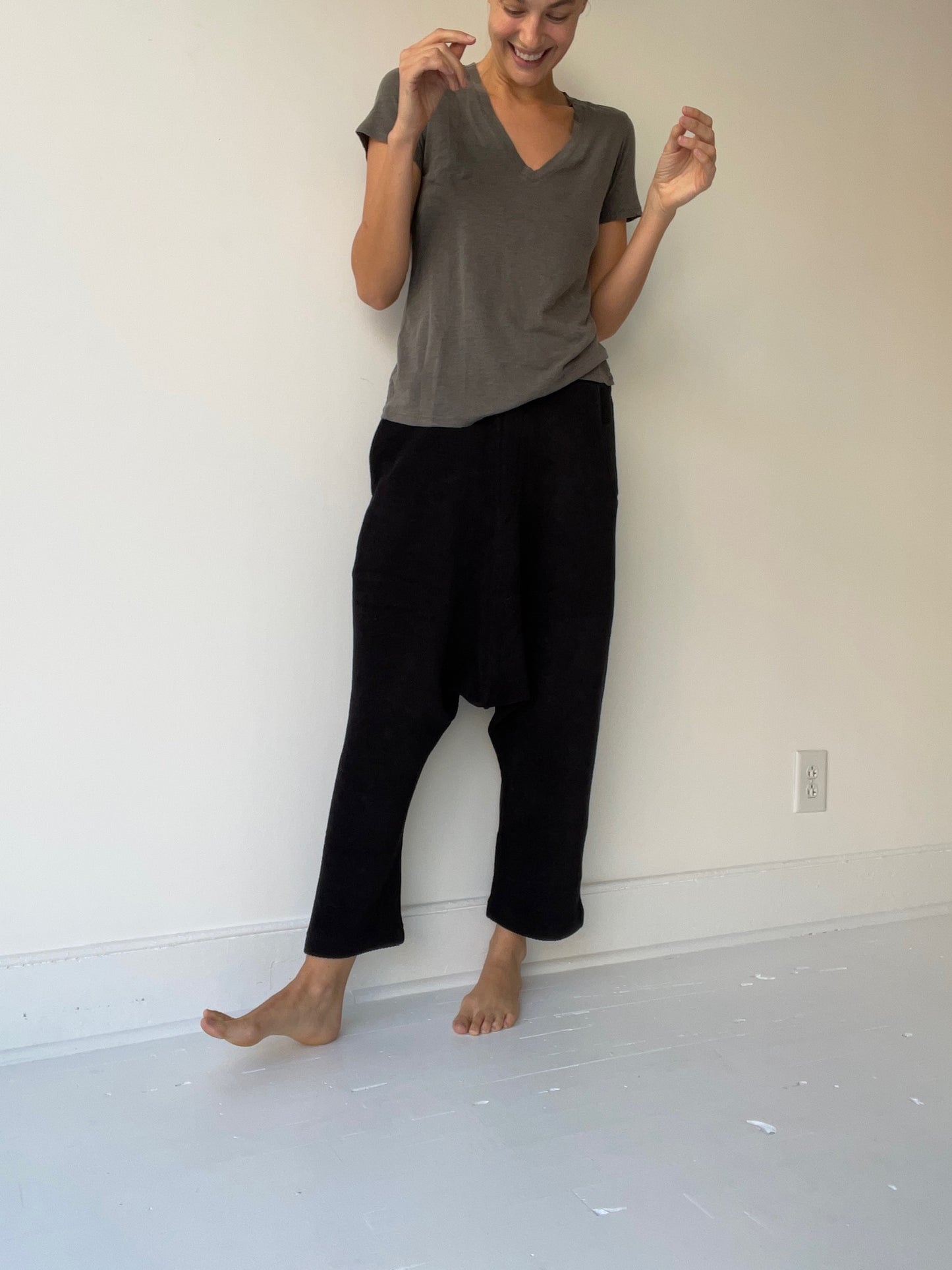 it is well charcoal short sleeve v-neck tee