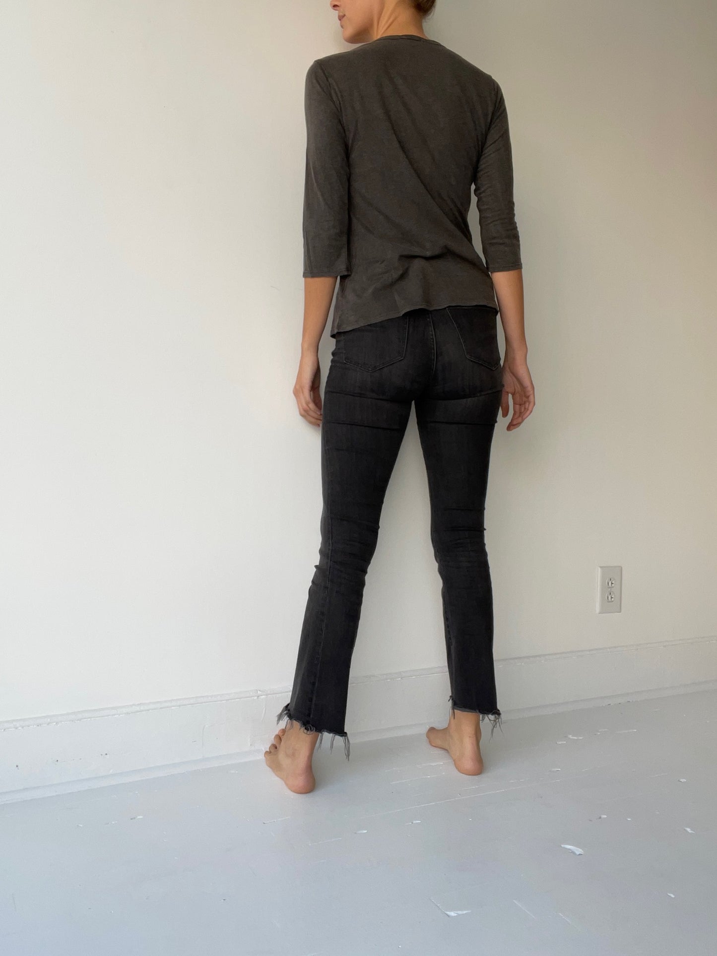 it is well charcoal 3/4 sleeve tee