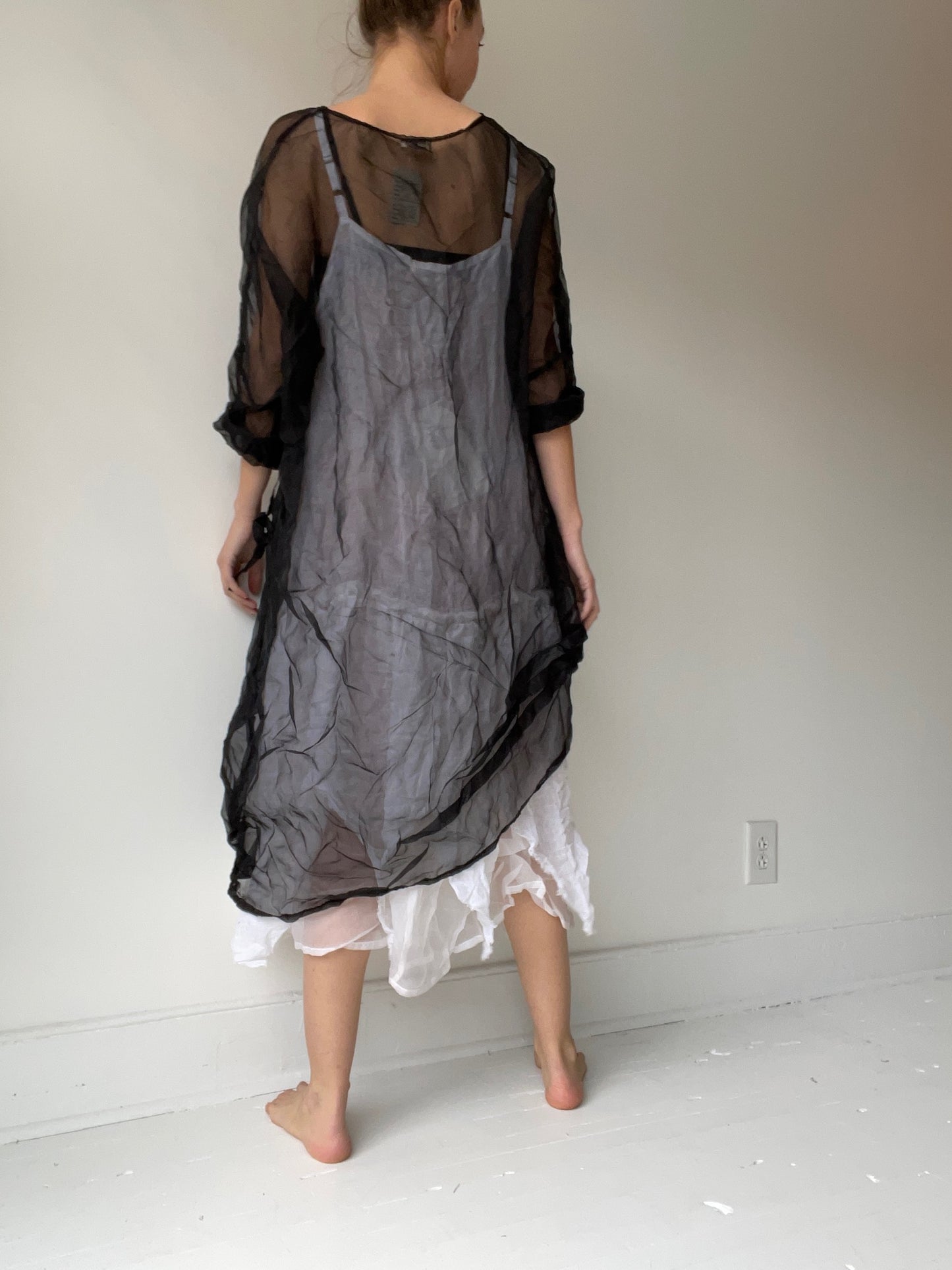 short basic detail dress ORGANZA