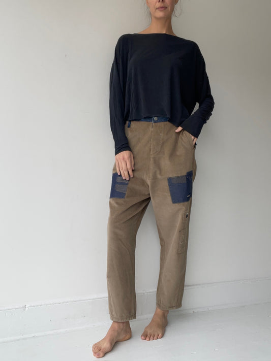 umit unal navy tee