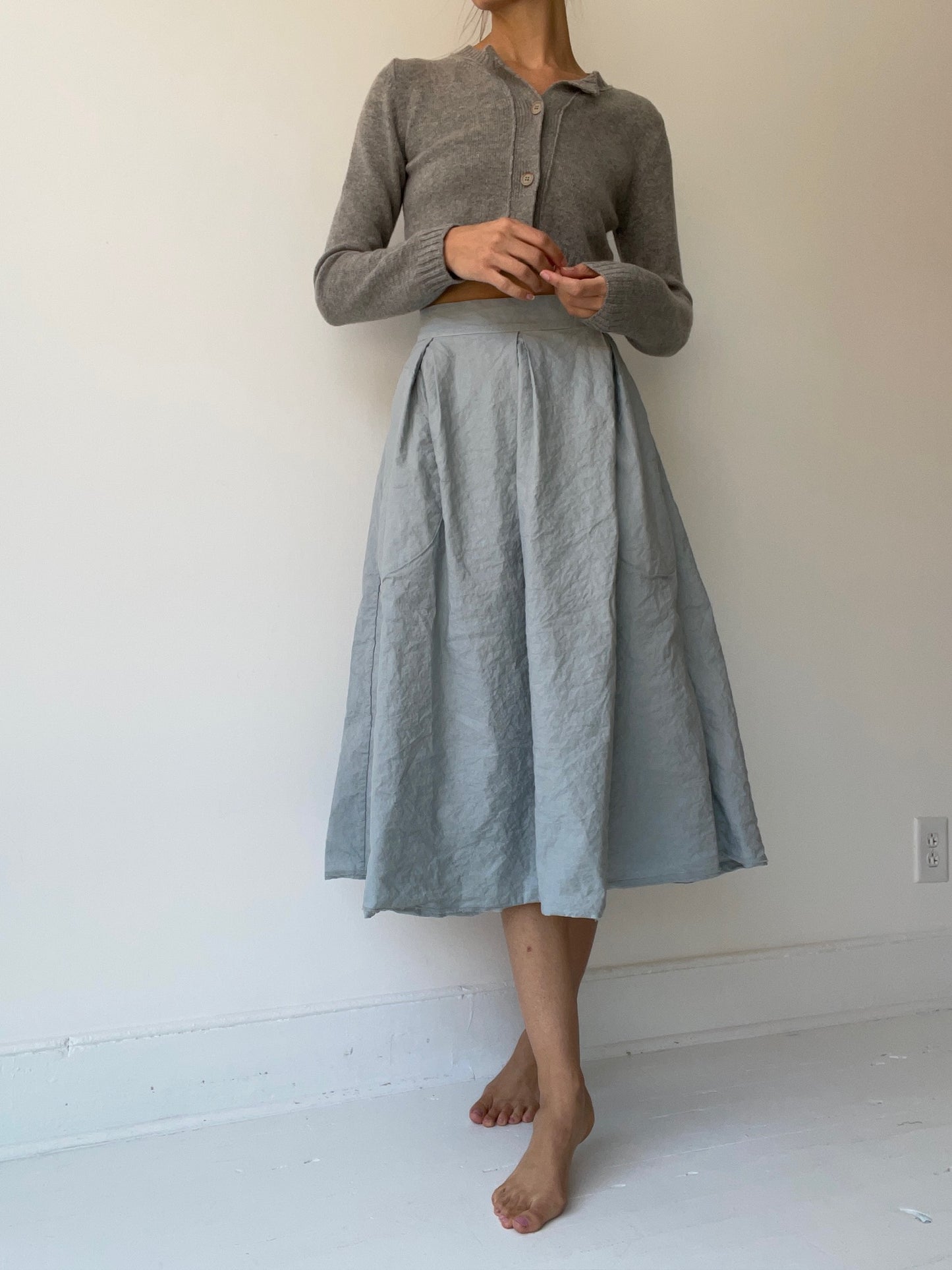 aequamente short cardigan