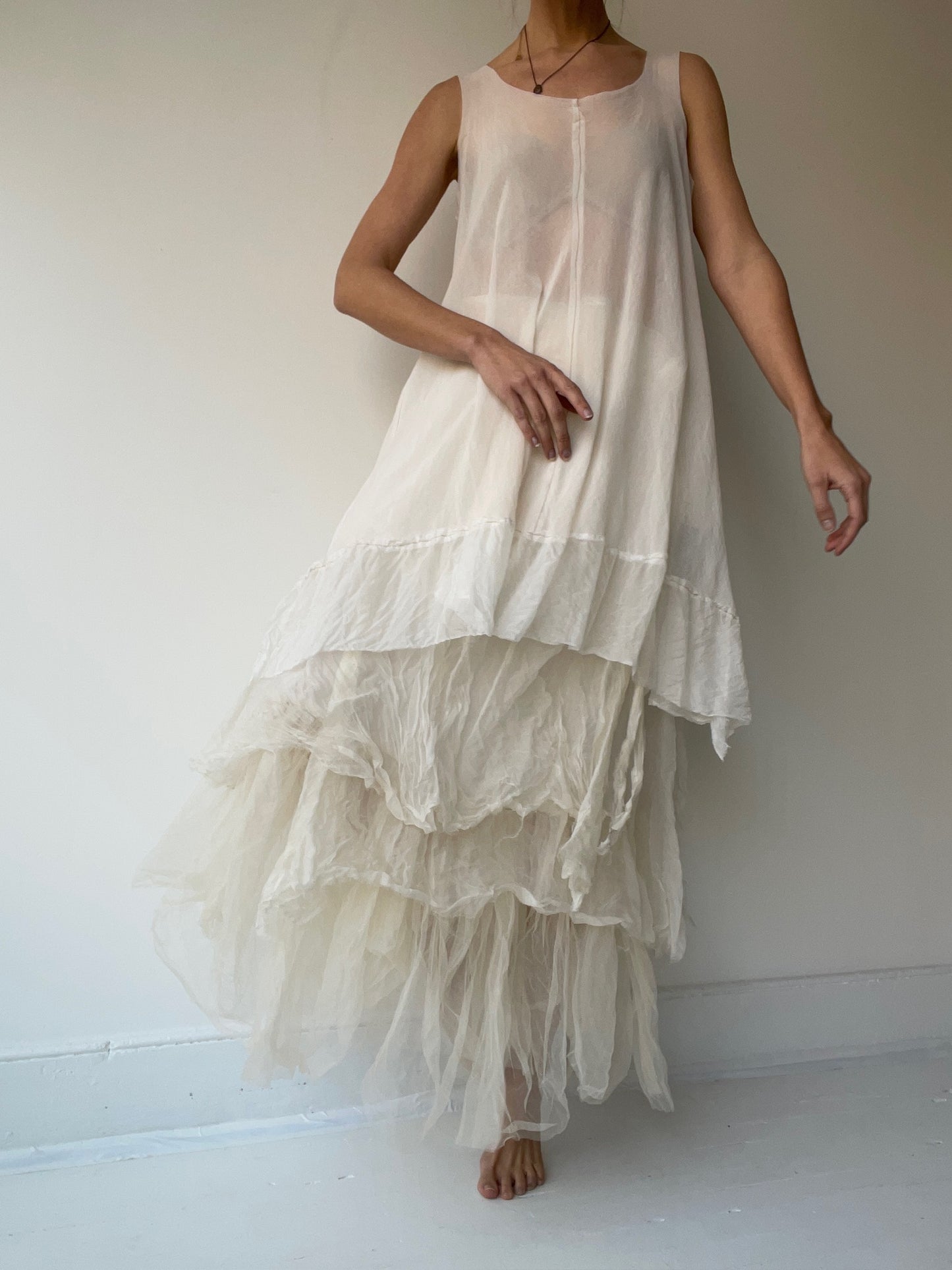 a wrap skirt by robin kaplan organza shell unsized