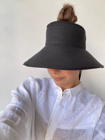chisaki roman hat