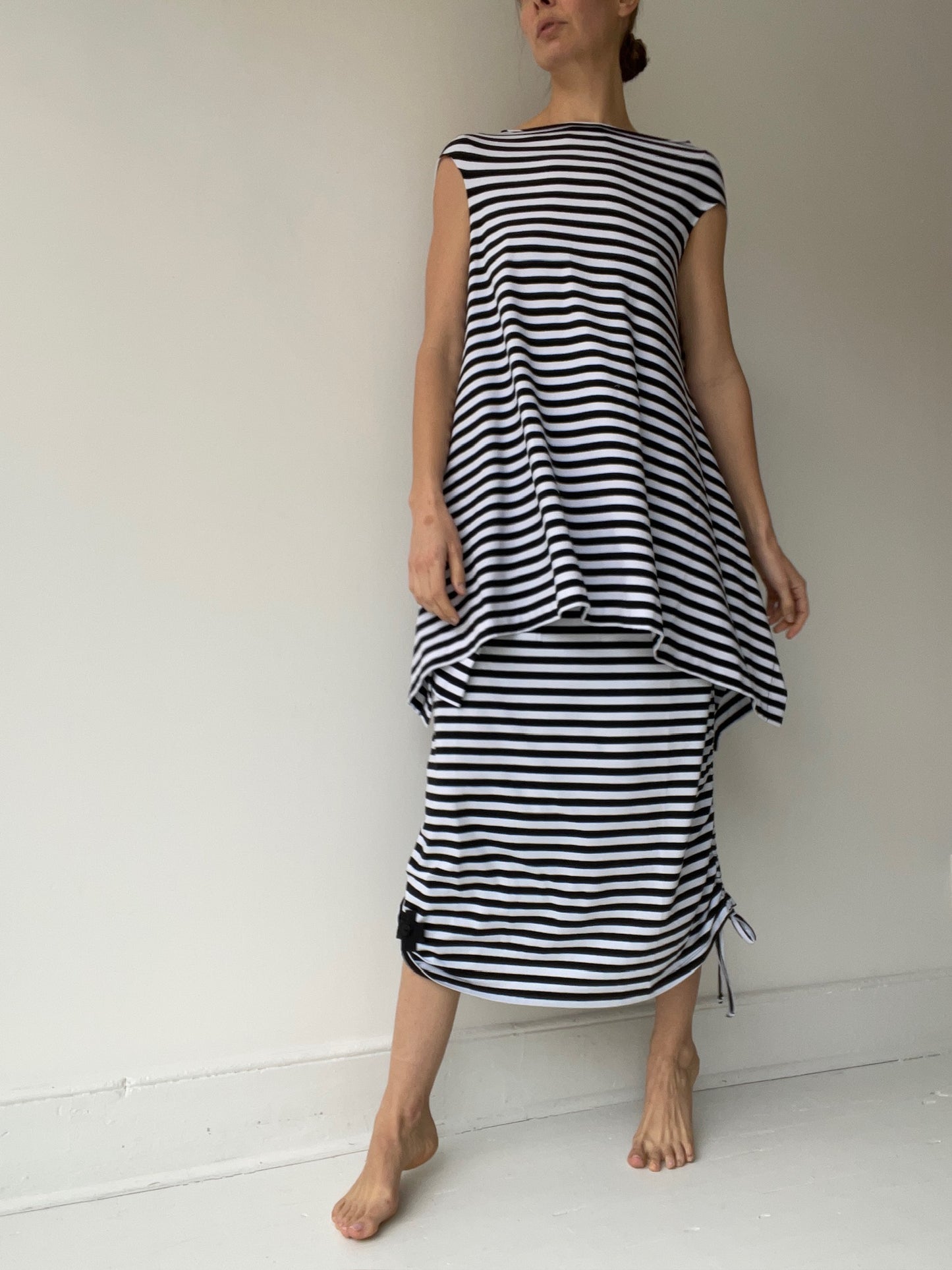 a plü bat top stripe with 94% cotton/6% elastane