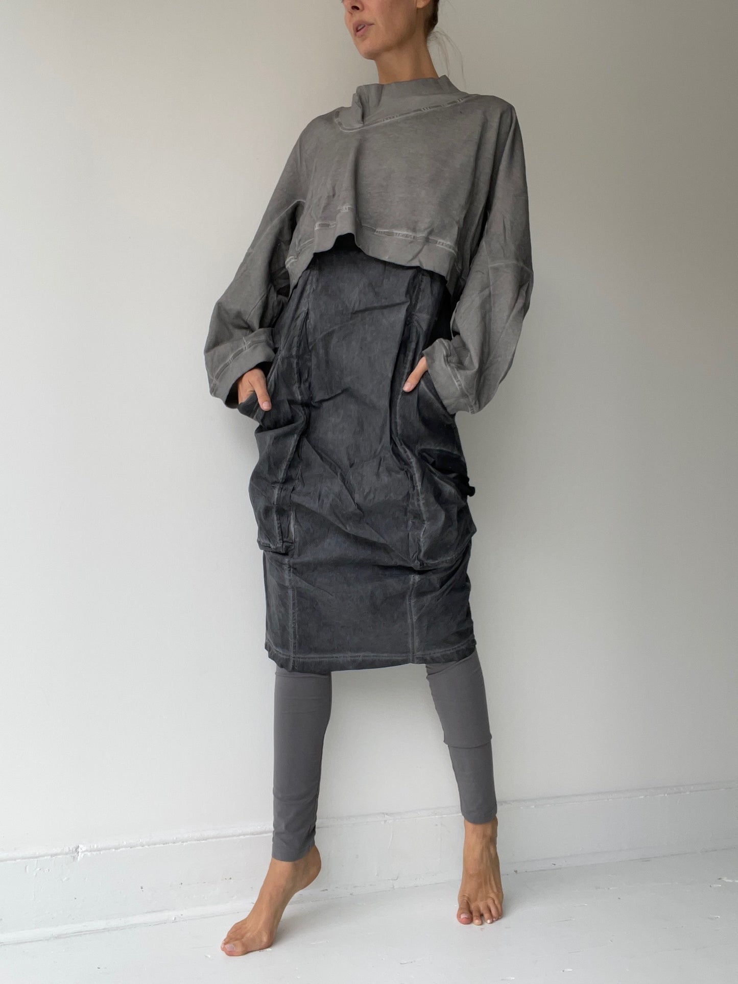rundholz dip cropped sweatshirt