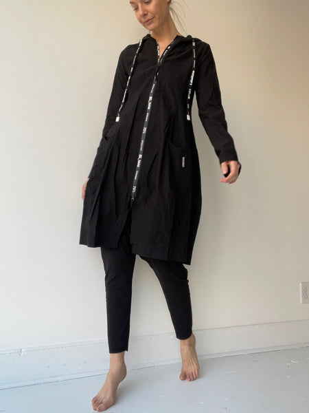rundholz black label proof coat