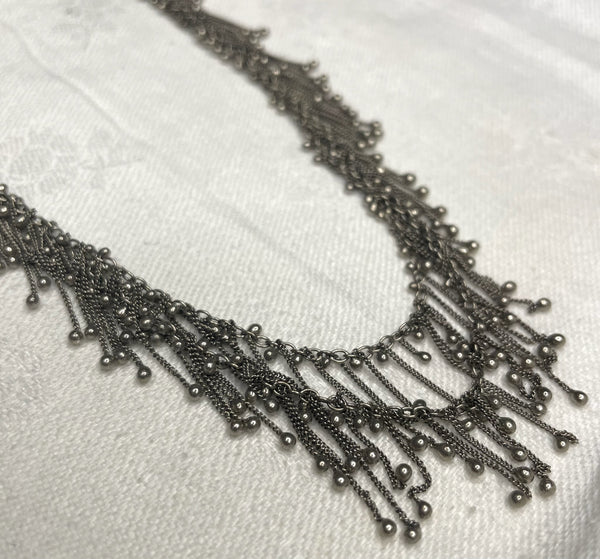 goti drop fringe necklace