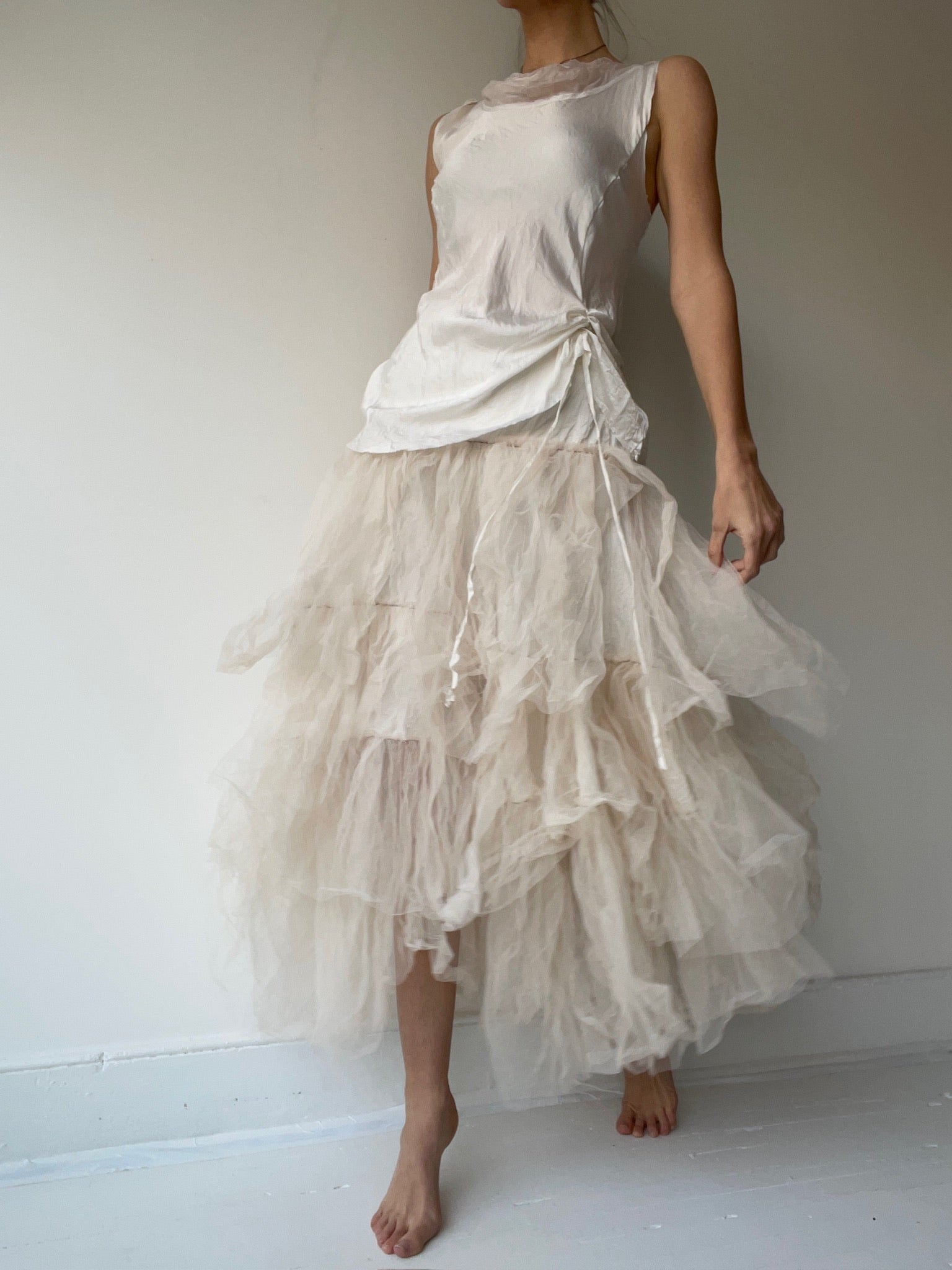 a serata skirt by robin kaplan silk organza shell size 2