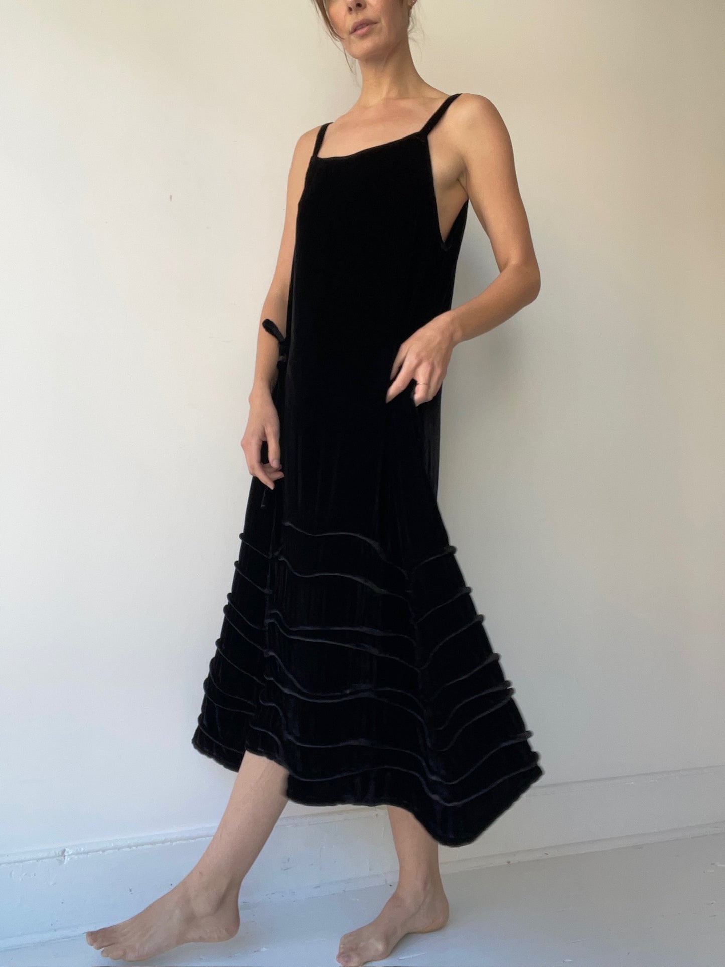 krista larson long spring slip black velvet