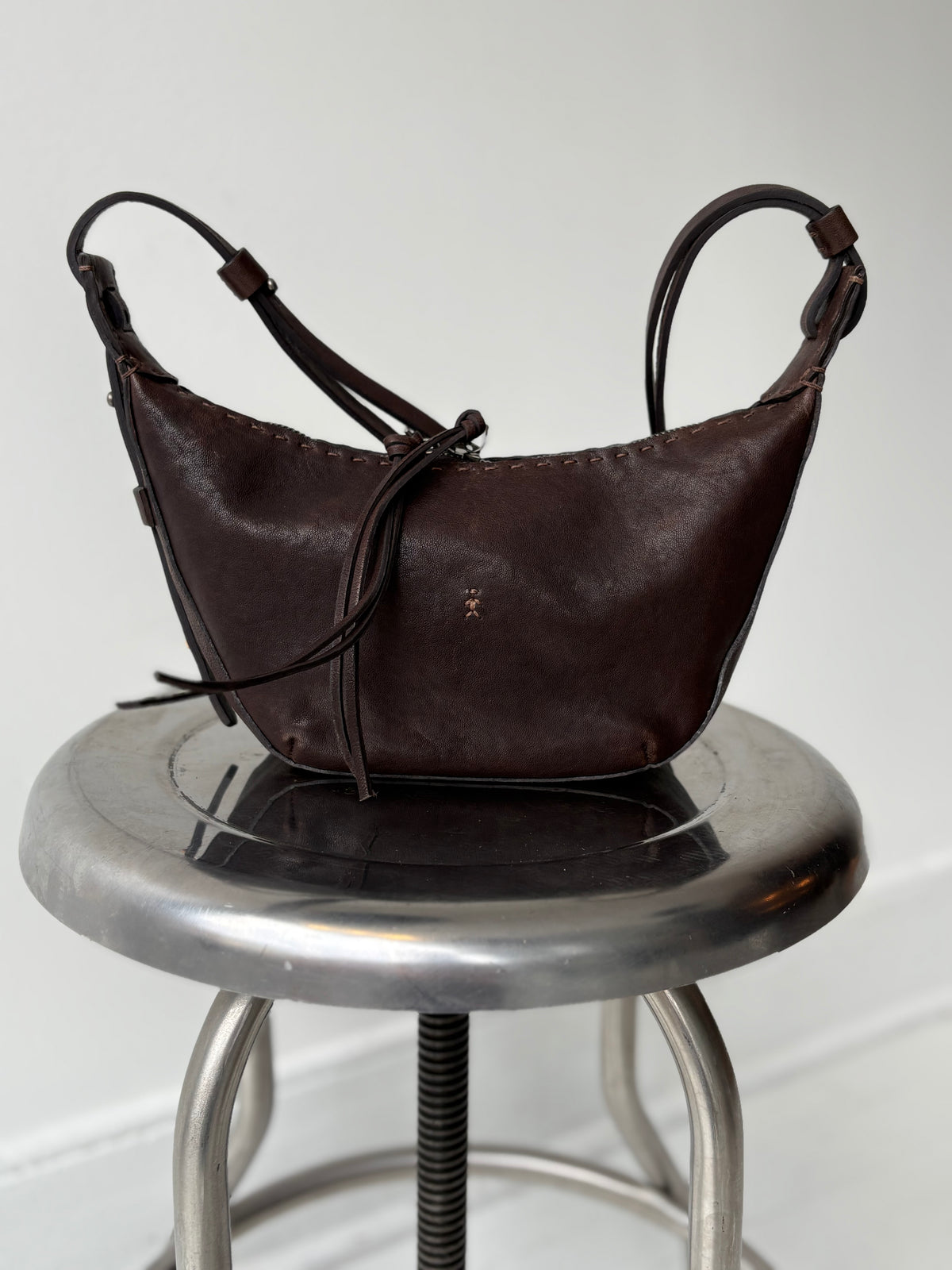 henry beguelin micro-old iron bag