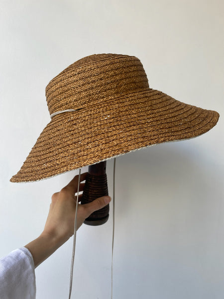 chisaki ameri hat