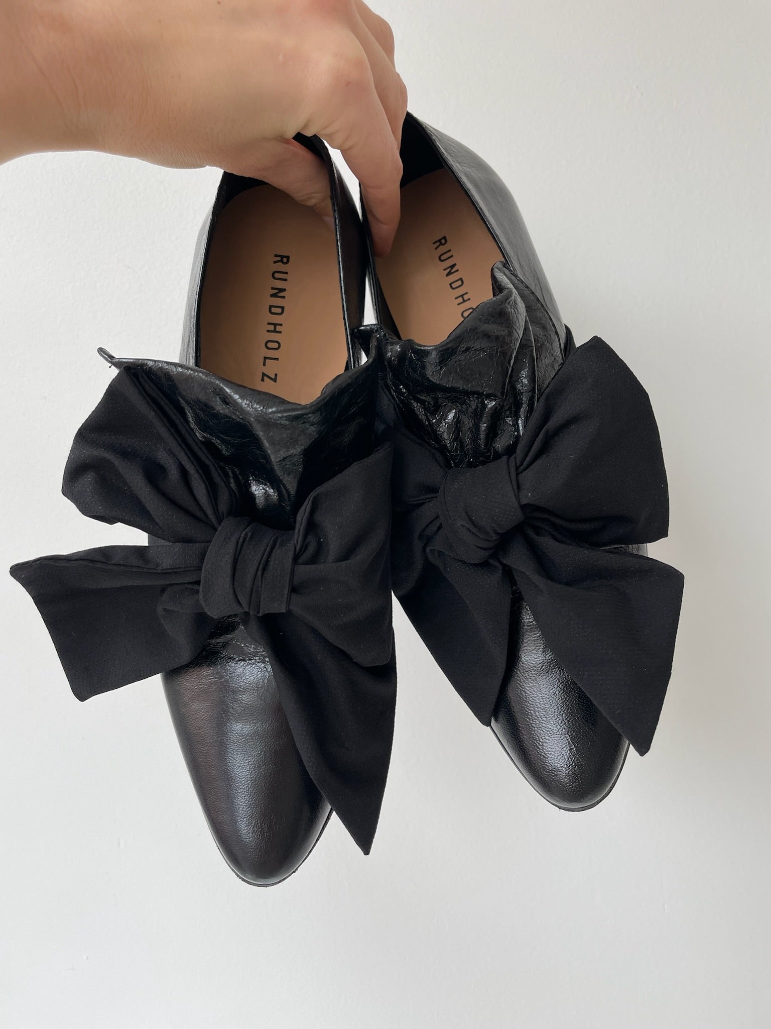 a rundholz mainline black leather bow loafer