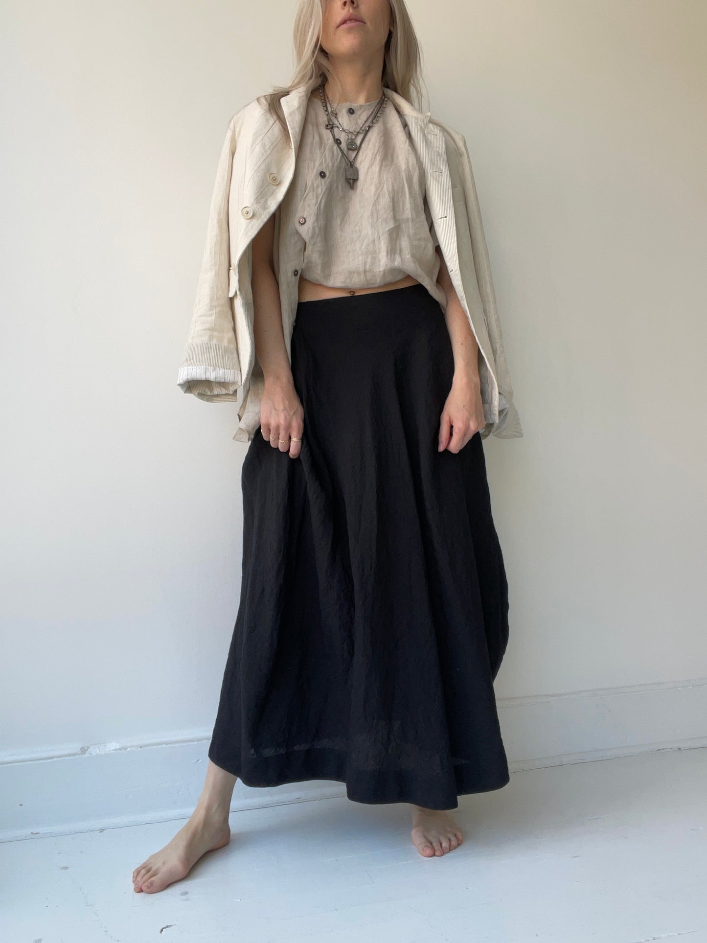 forme d’expression oval skirt