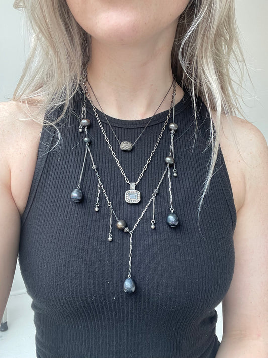 kundo domus necklace