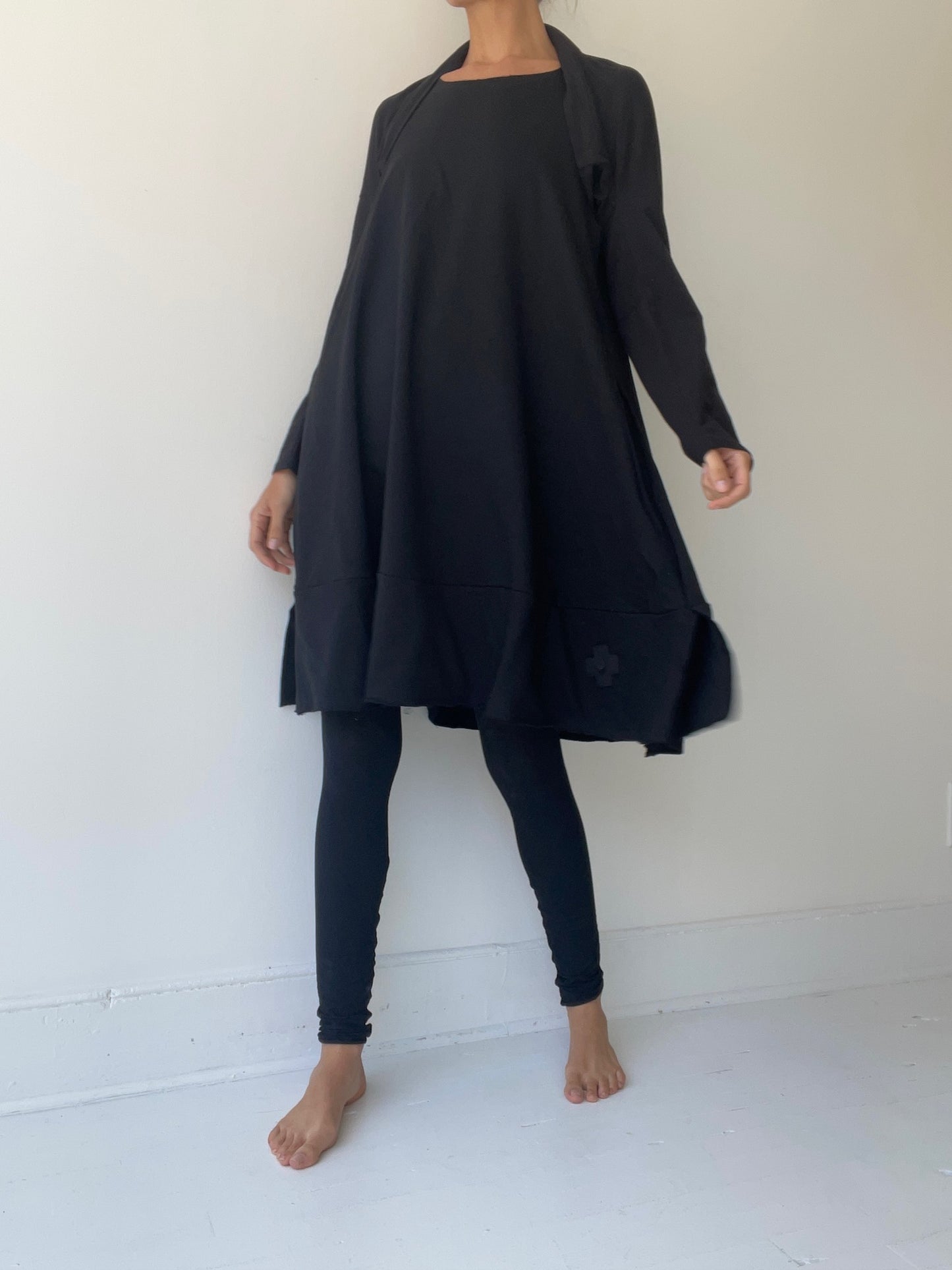 a plü jolero coat with 96% cotton/4% elastane