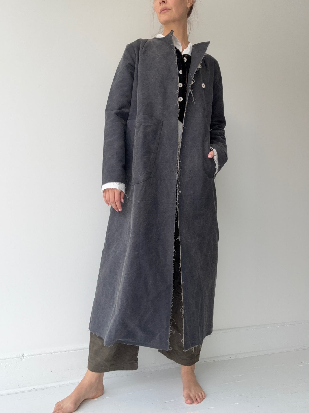 sula pleat coat