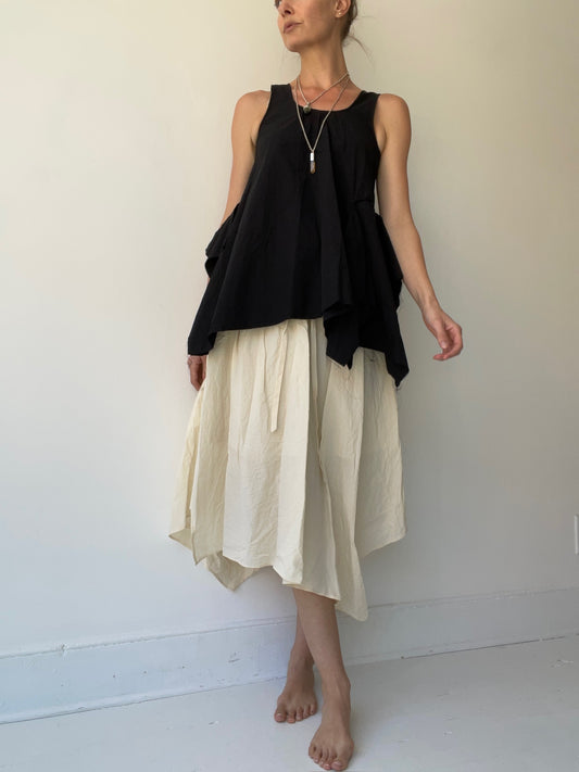 forme d’expression black handkerchief top