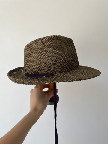 chisaki likka hat
