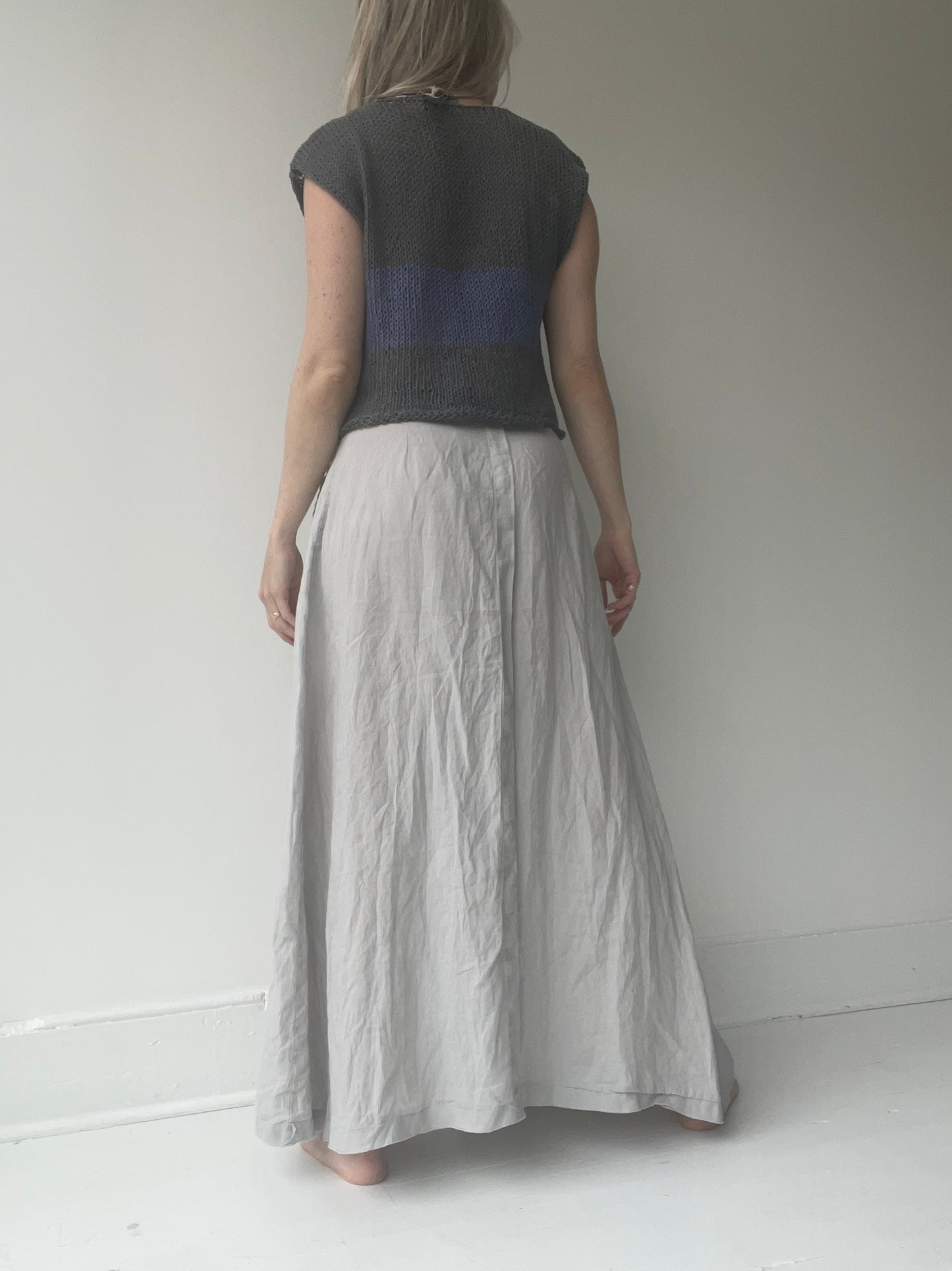 umit unal grey knit top