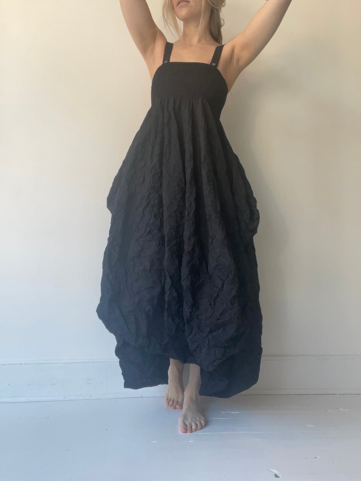 black plü t dress luxe