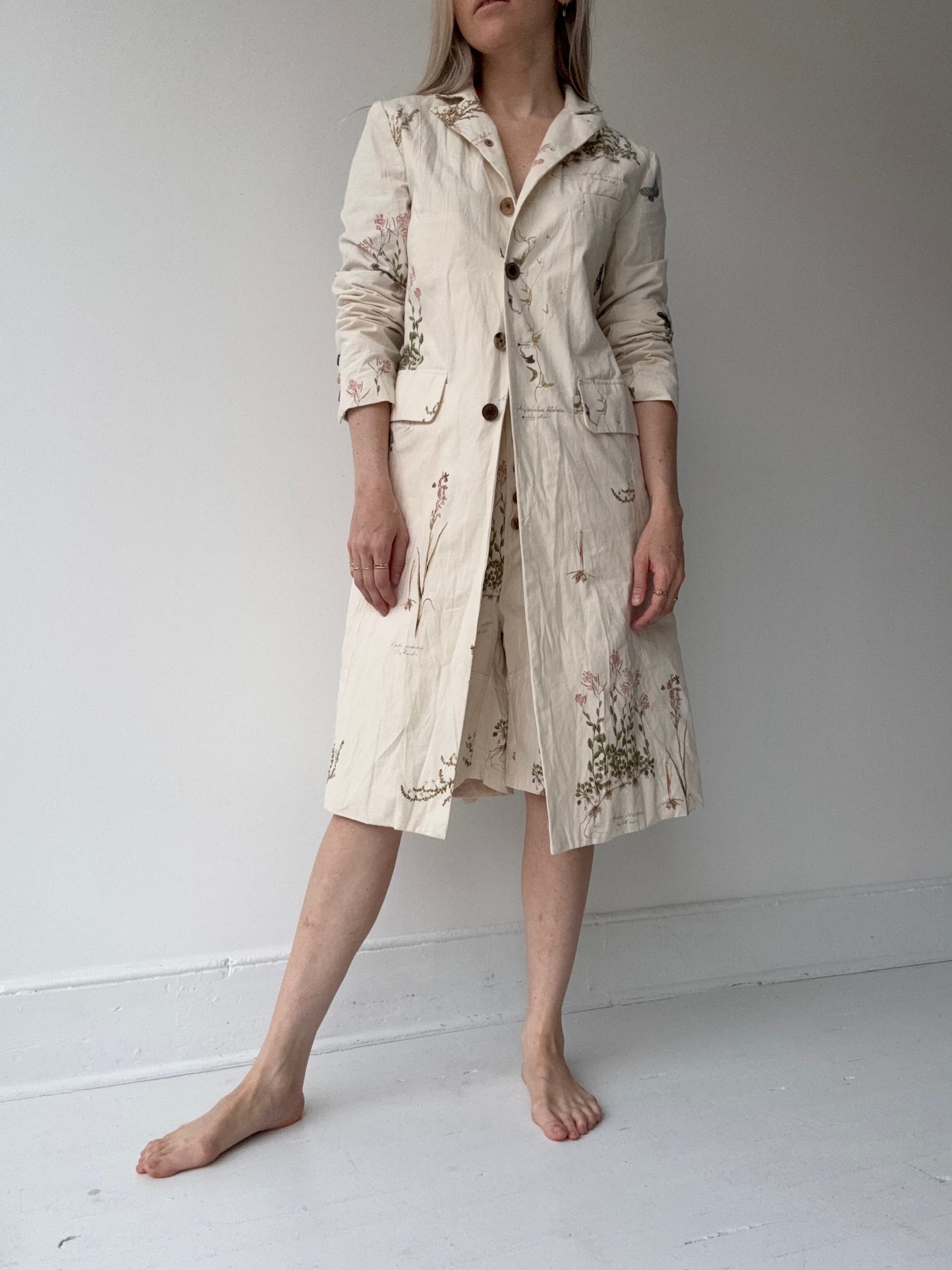 aleksandr manamïs summer coat