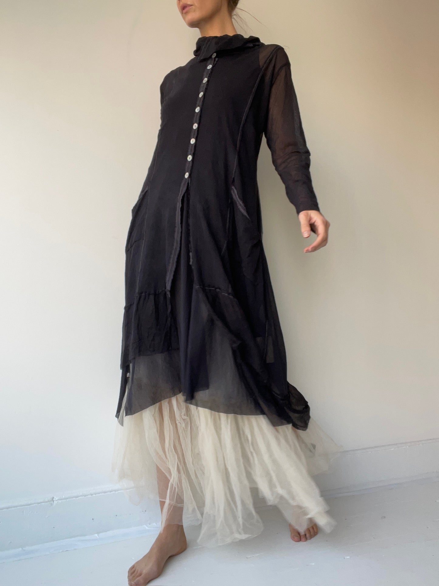 a long mesh lace up duster by robin kaplan dyed black size 2