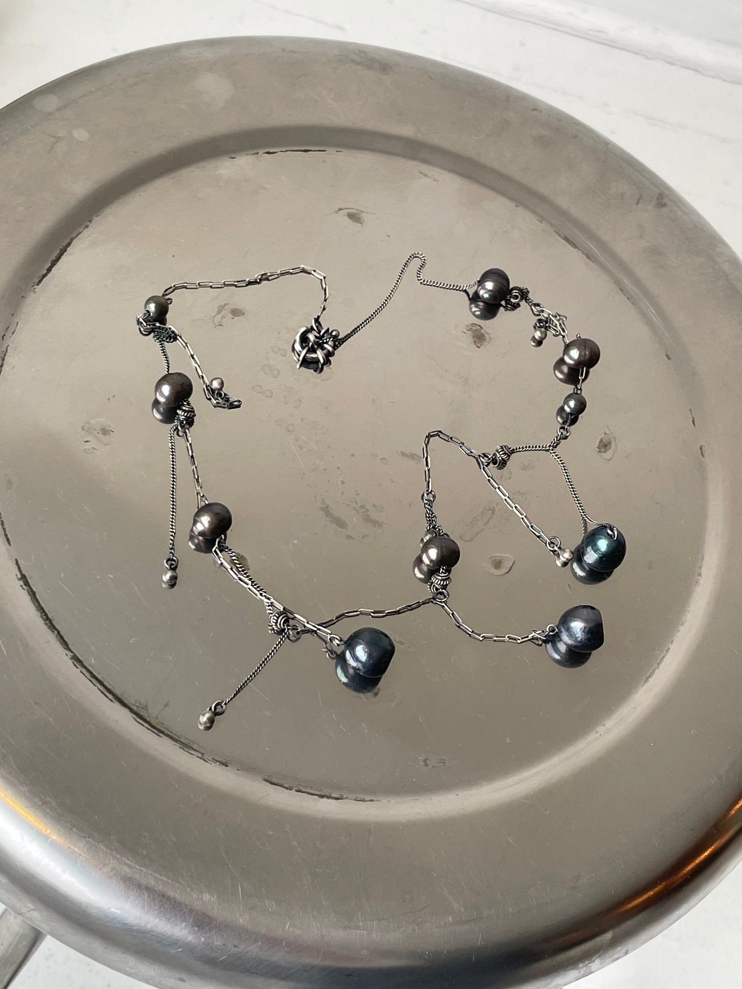 kundo domus necklace