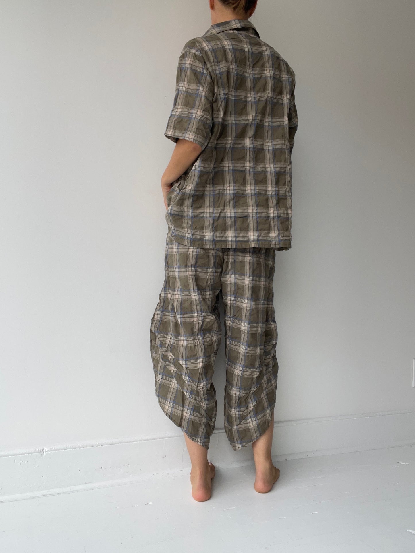 krista larson skater shirt