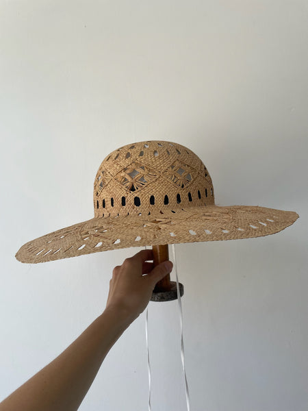 chisaki kaze flower hat