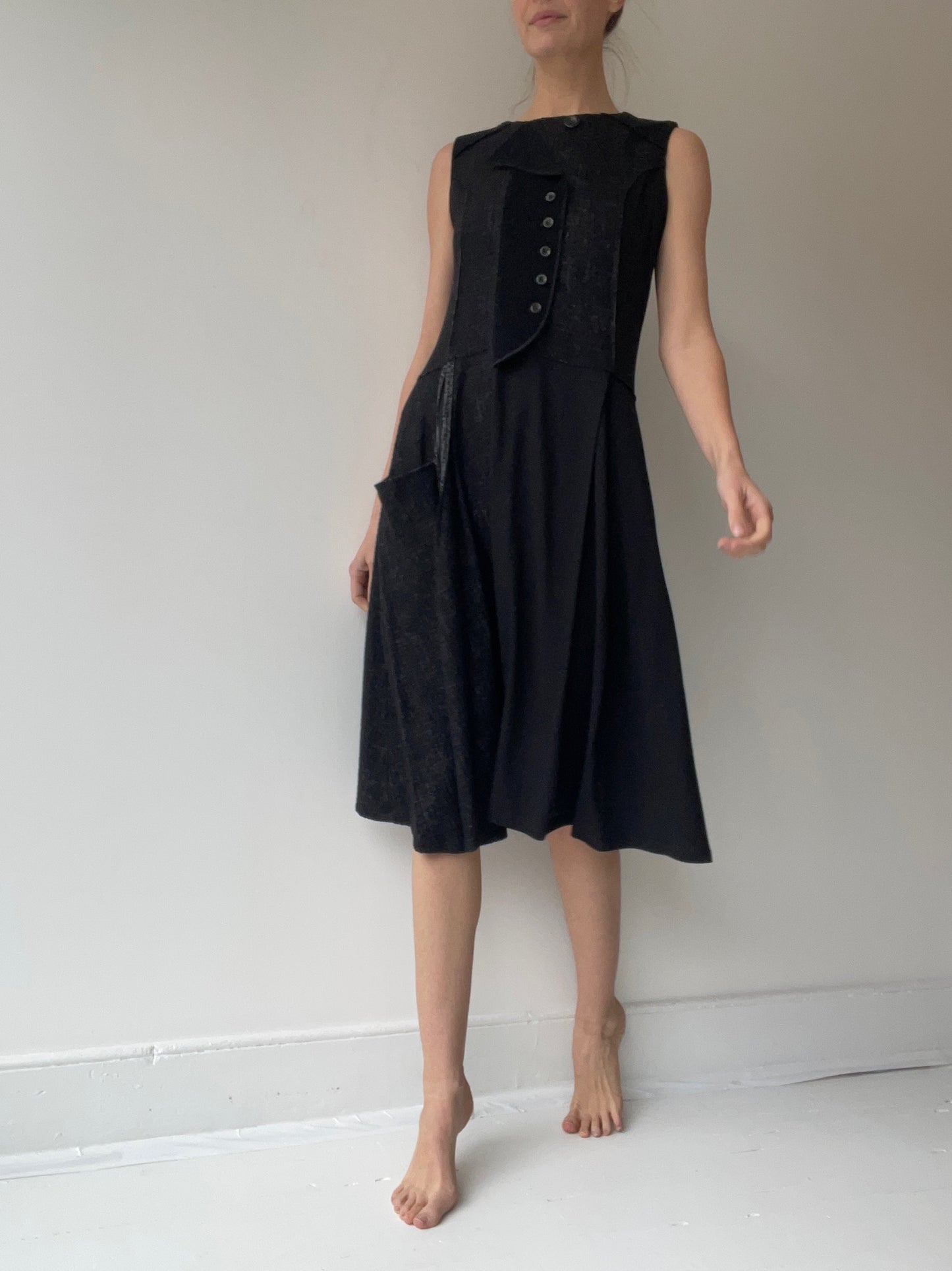 preloved sleeveless dress