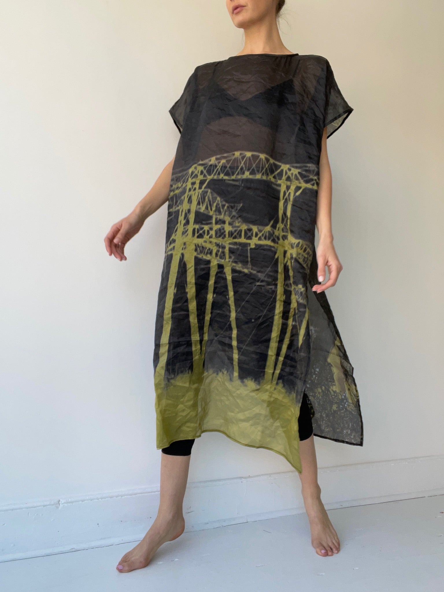 a barbara bologna print tube dress with 79% silk/21% inox