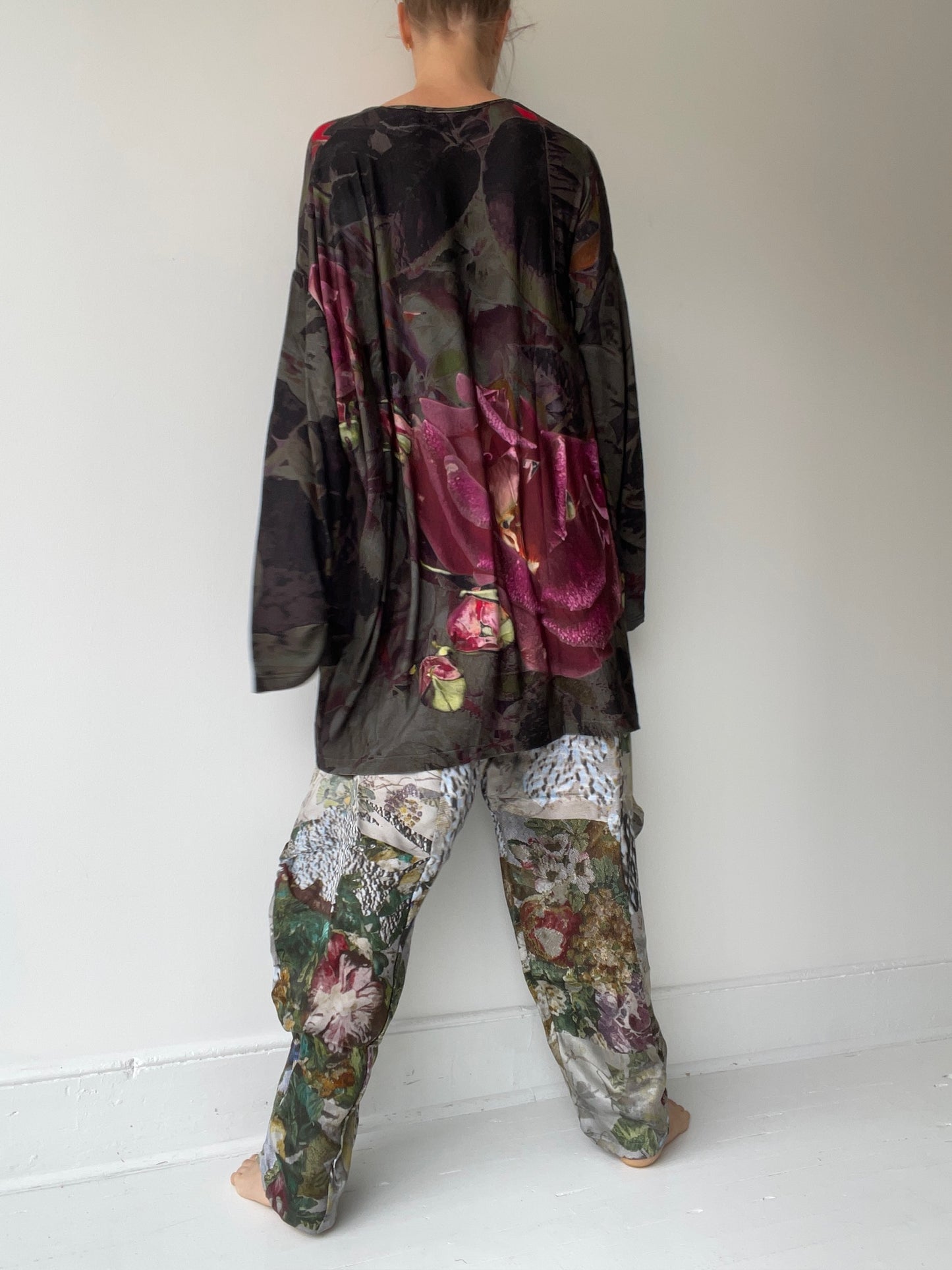 barbara bologna rose oversized top