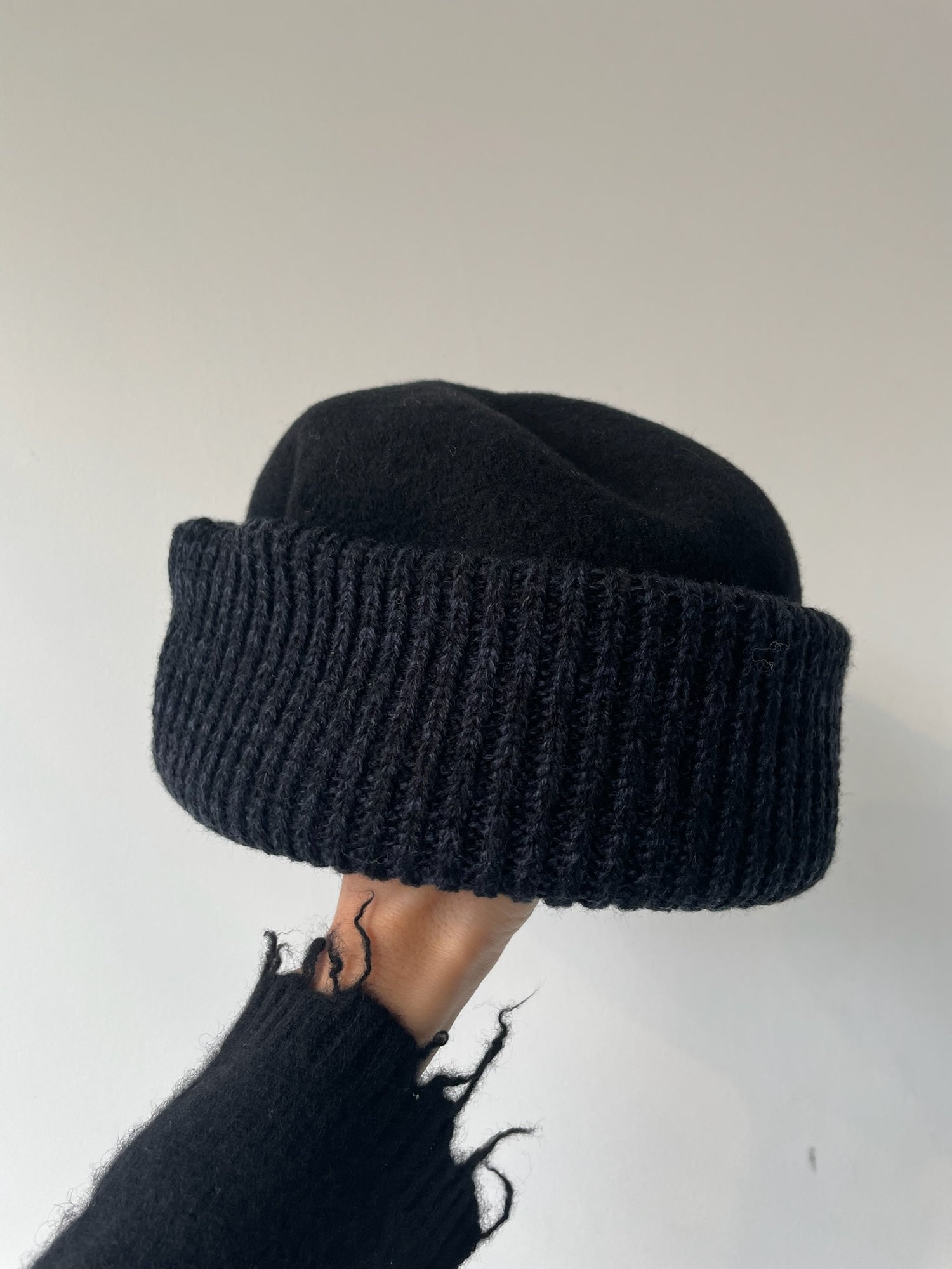 a chisaki haru hat with wool/acrylic blend