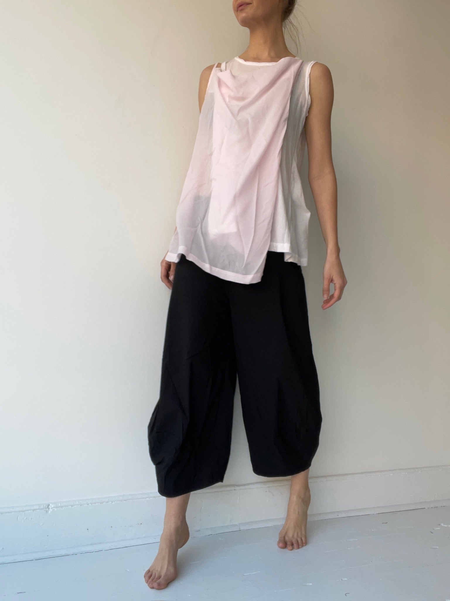a rundholz mainline rose cotton fold top