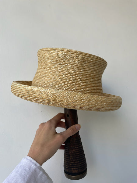 chisaki nasa hat