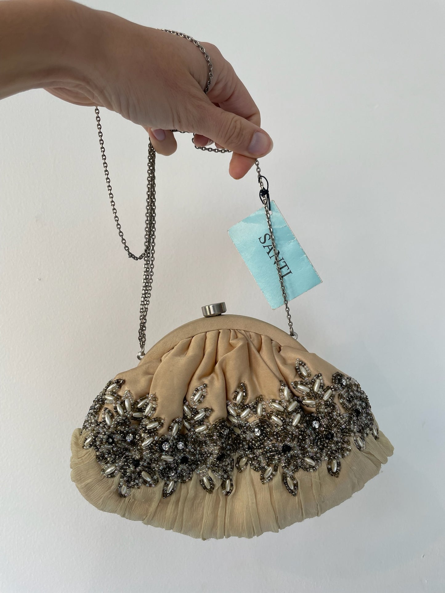 vintage shell shaped purse